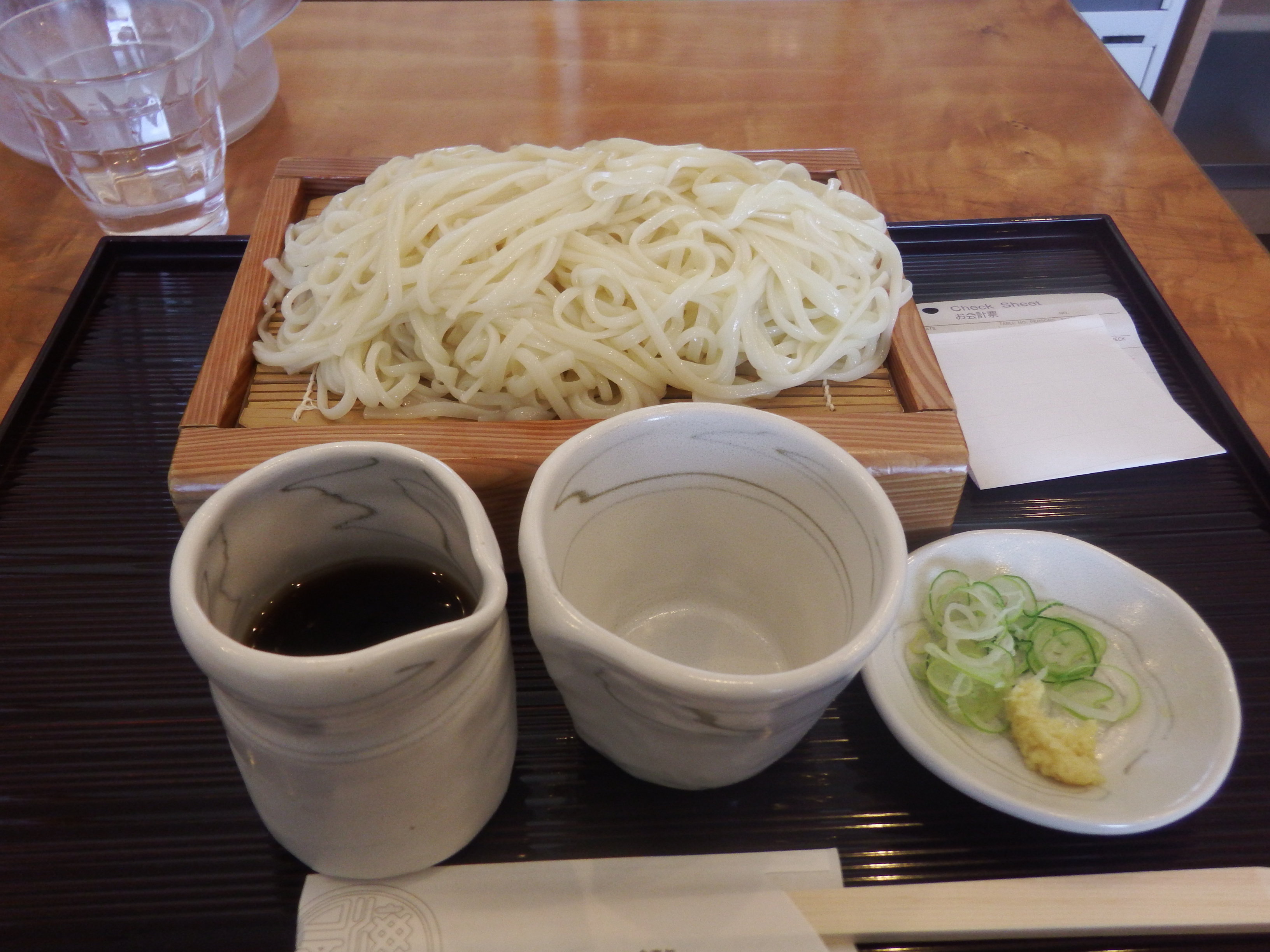 氷見うどんの手延べ製法