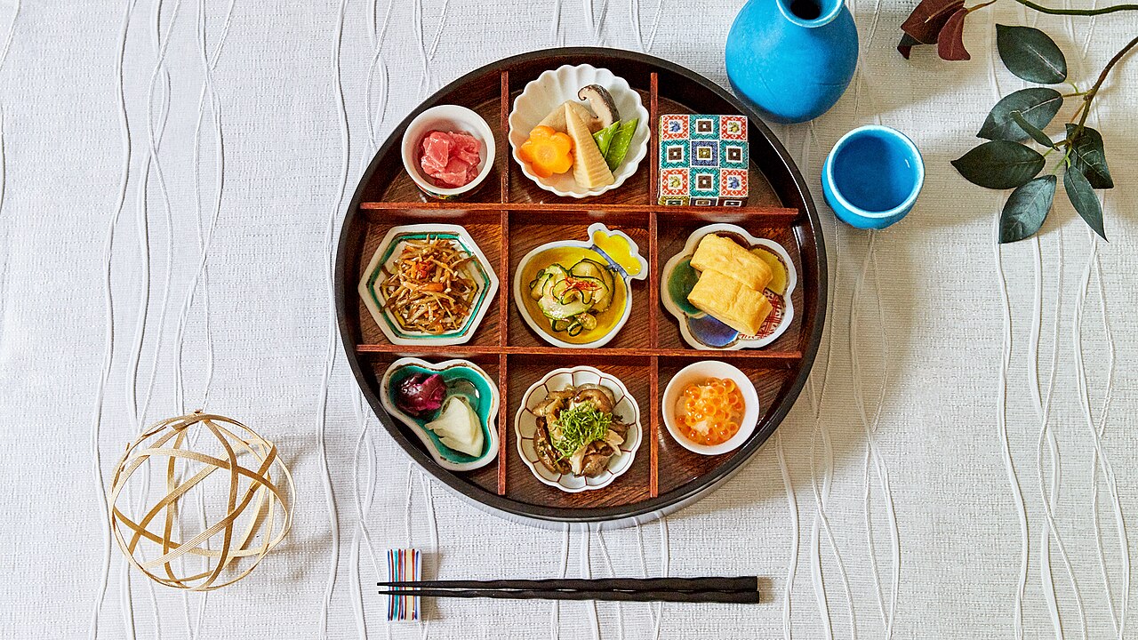 漆器を使った日本の食卓セッティング