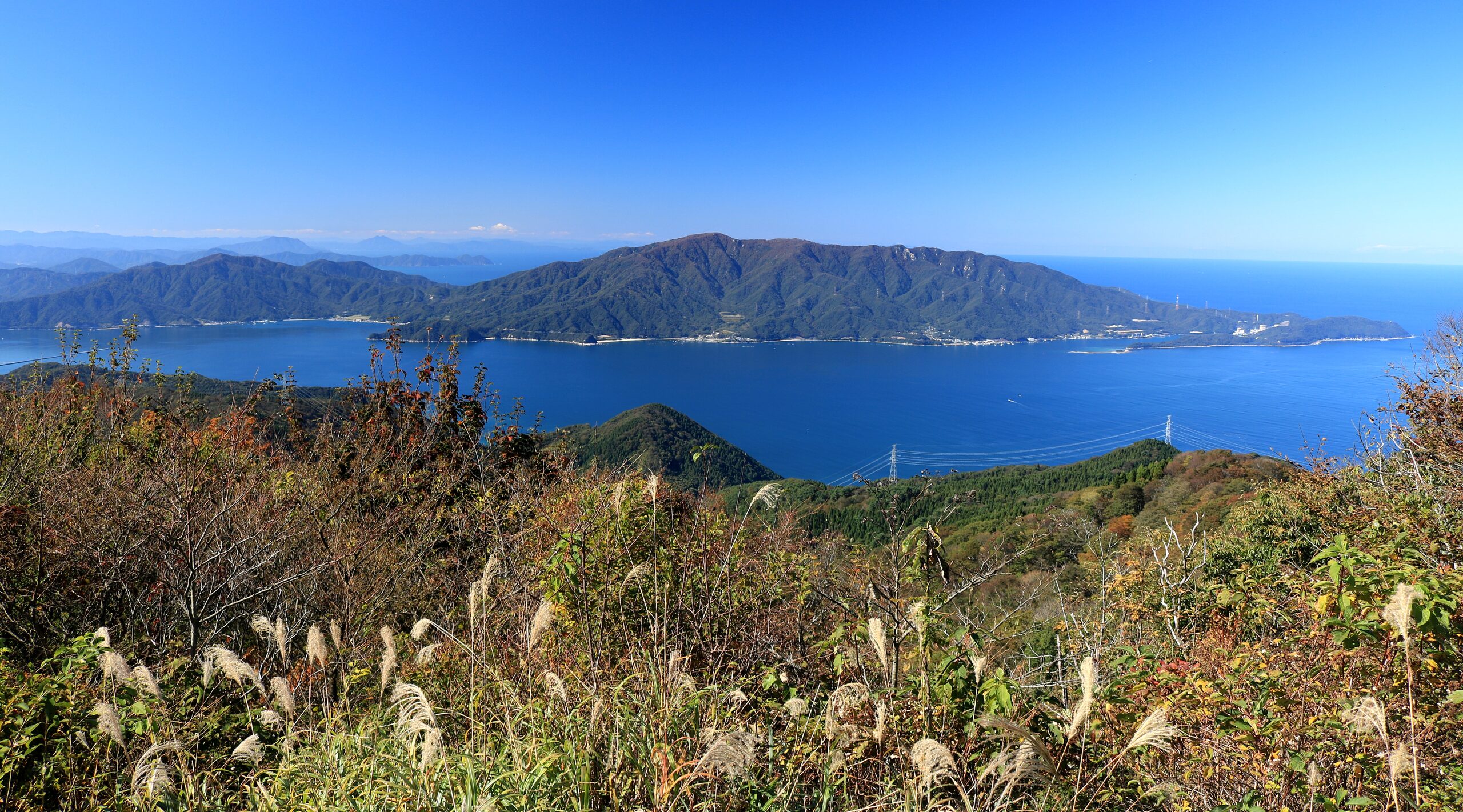 敦賀半島の海岸線と日本海の絶景パノラマ