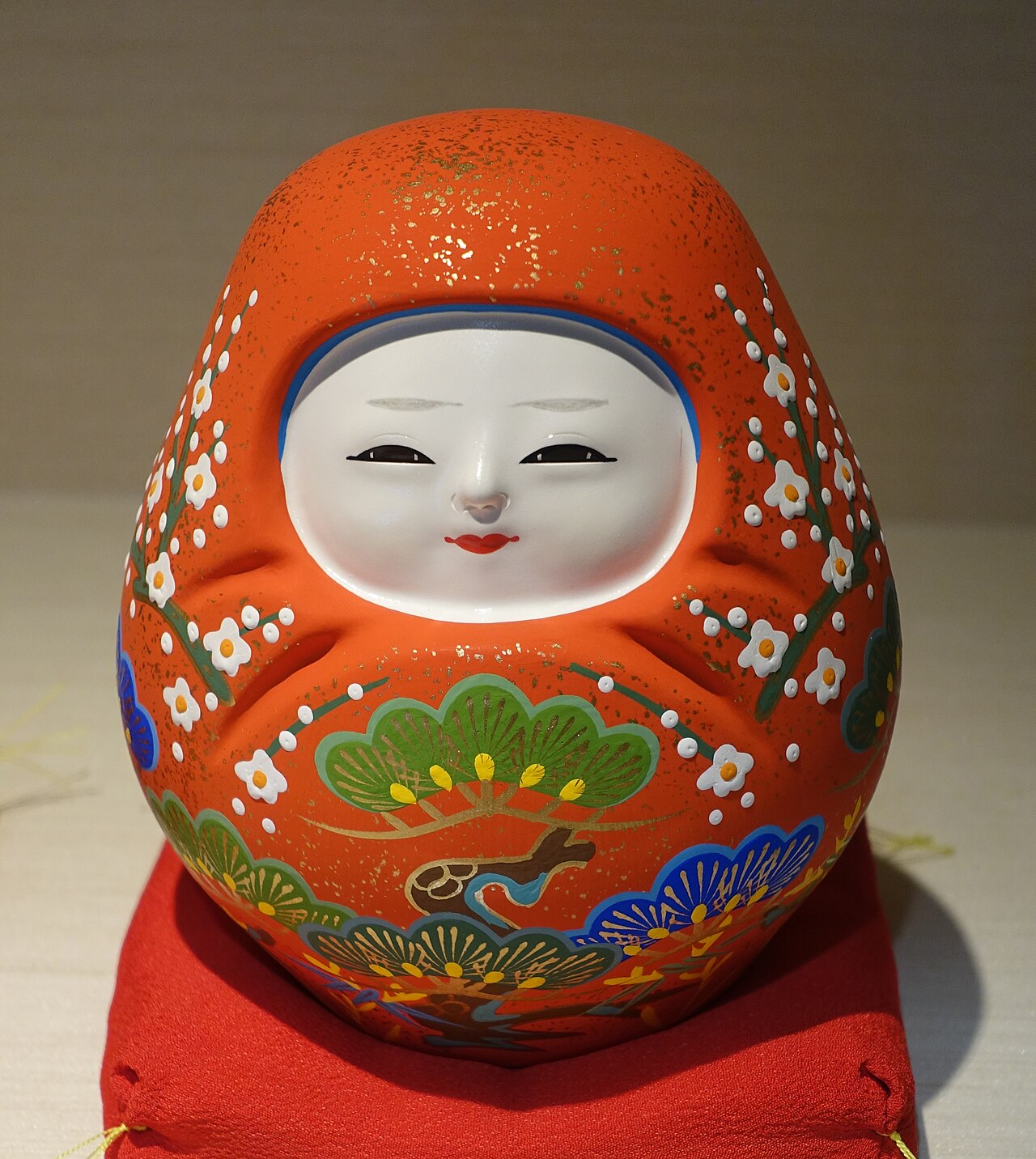 加賀八幡起き上がりの展示（石川県立伝統産業工芸館）