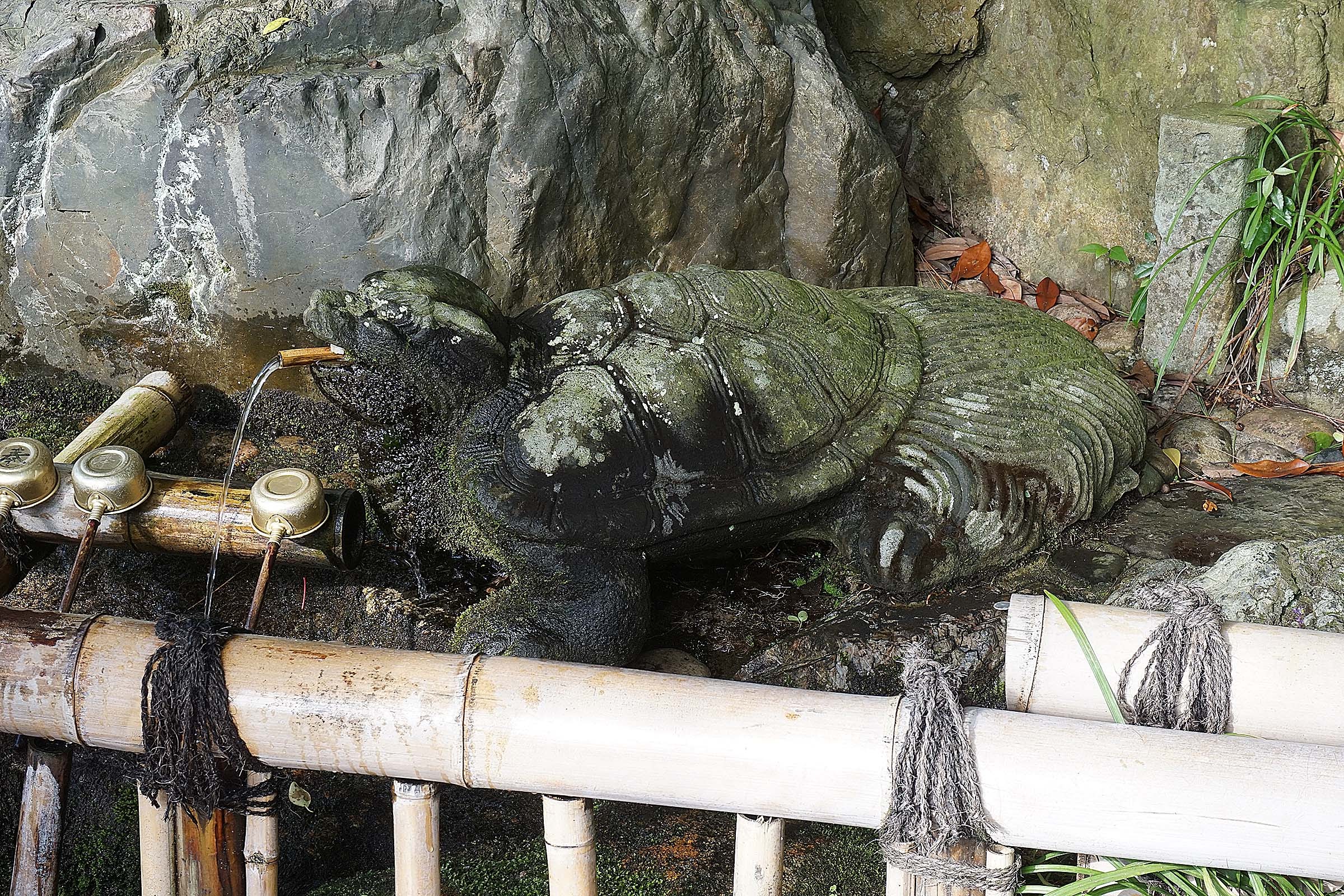 敦賀市にある越前国一宮・気比神宮の境内