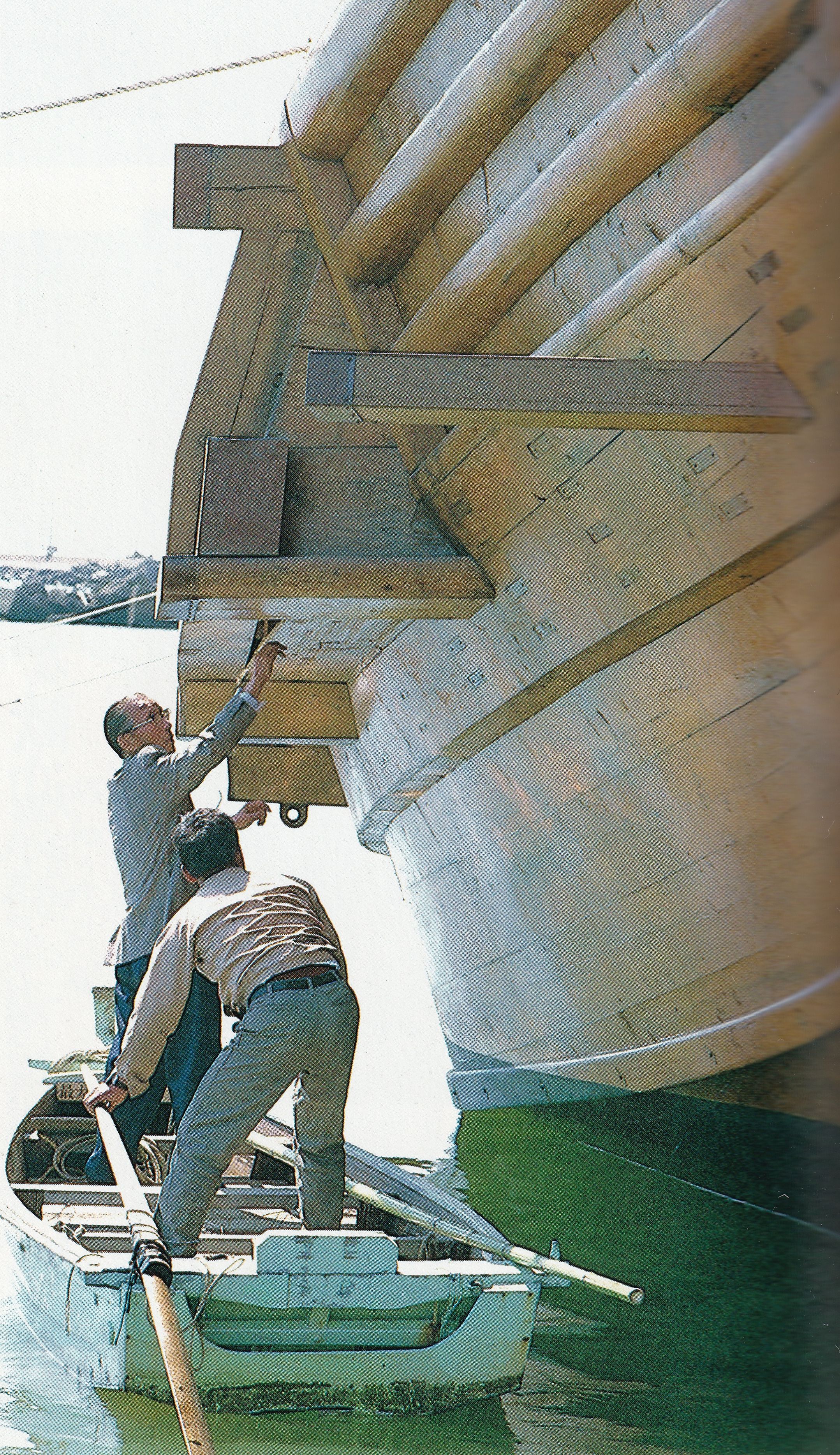 三国港に復元された北前船の信越丸