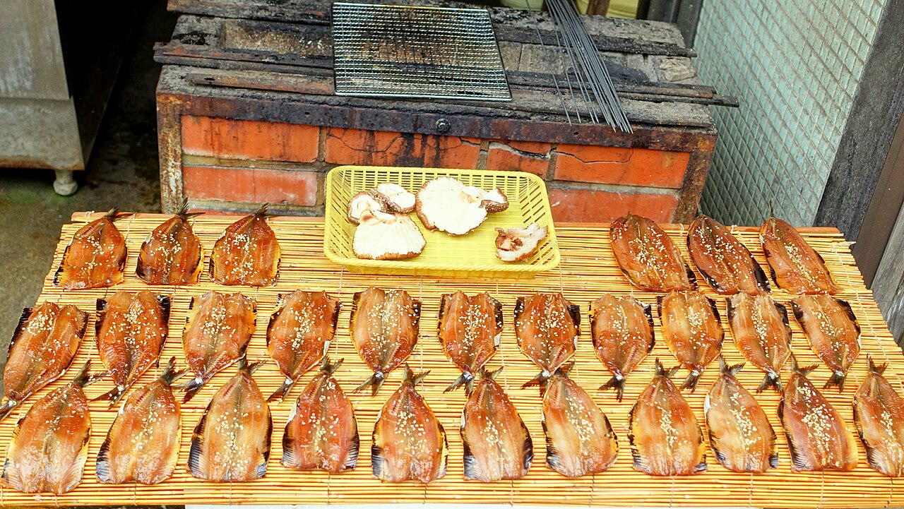 七尾の食文化を伝える街角のグルメ