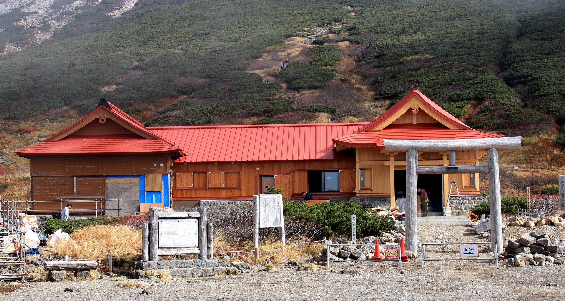 白山比咩神社の大鳥居