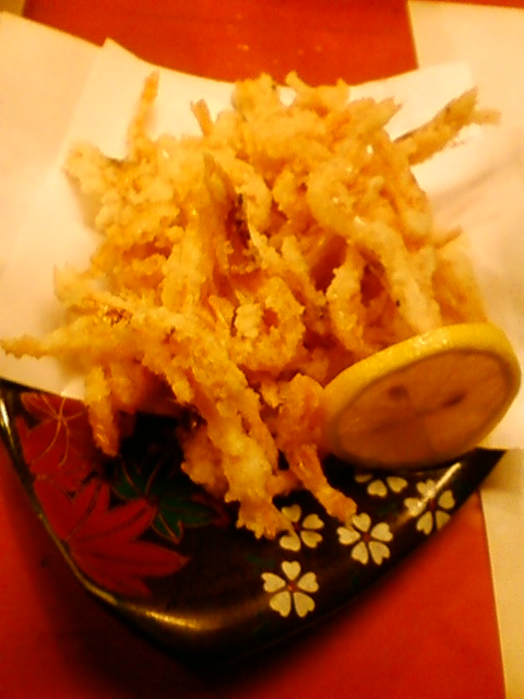 富山湾の白エビのかき揚げ