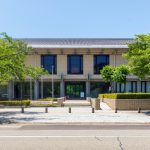 石川県輪島市にある輪島漆芸美術館の外観