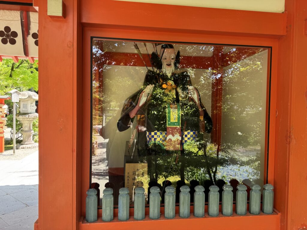 金澤神社境内に奉納された人形（ひとがた）