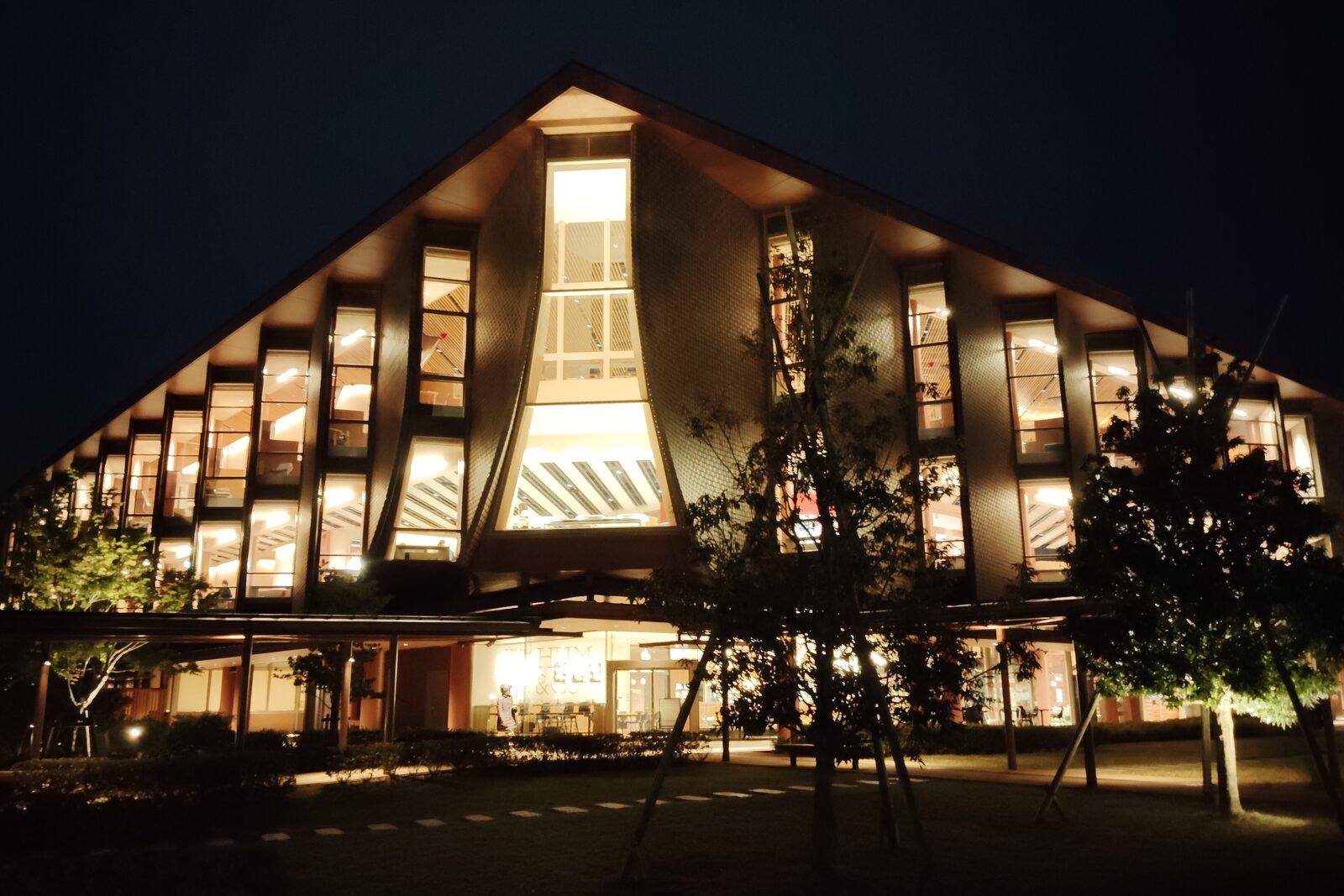 石川県立図書館(百万石ビブリオバウム)