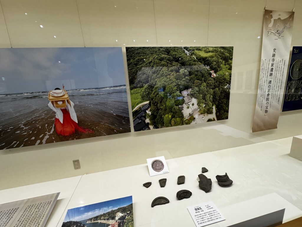 寺家遺跡から出土した渤海瓦の展示