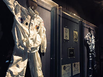 コスモアイル羽咋に展示されたアポロ計画の船内宇宙服