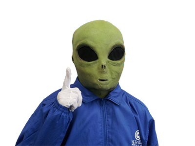 親指を立てる宇宙人サンダーくん